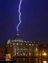 fulmine vaticano